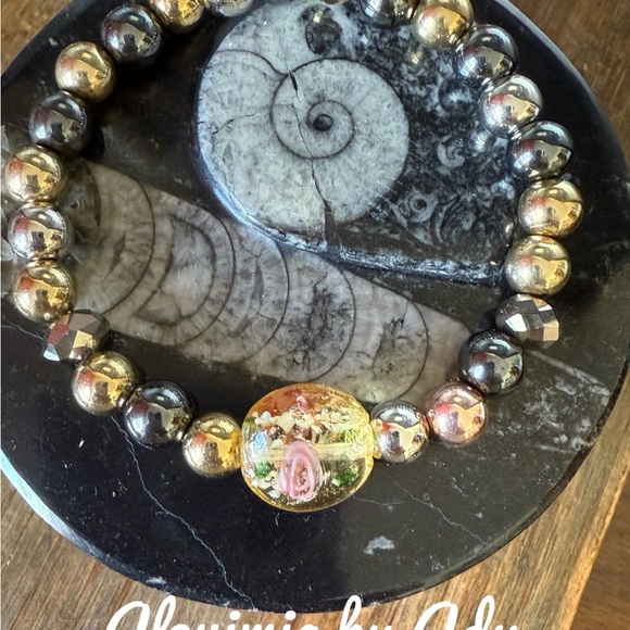 Gold and Silver Beaded Bracelet hematite - Picture 1 of 2